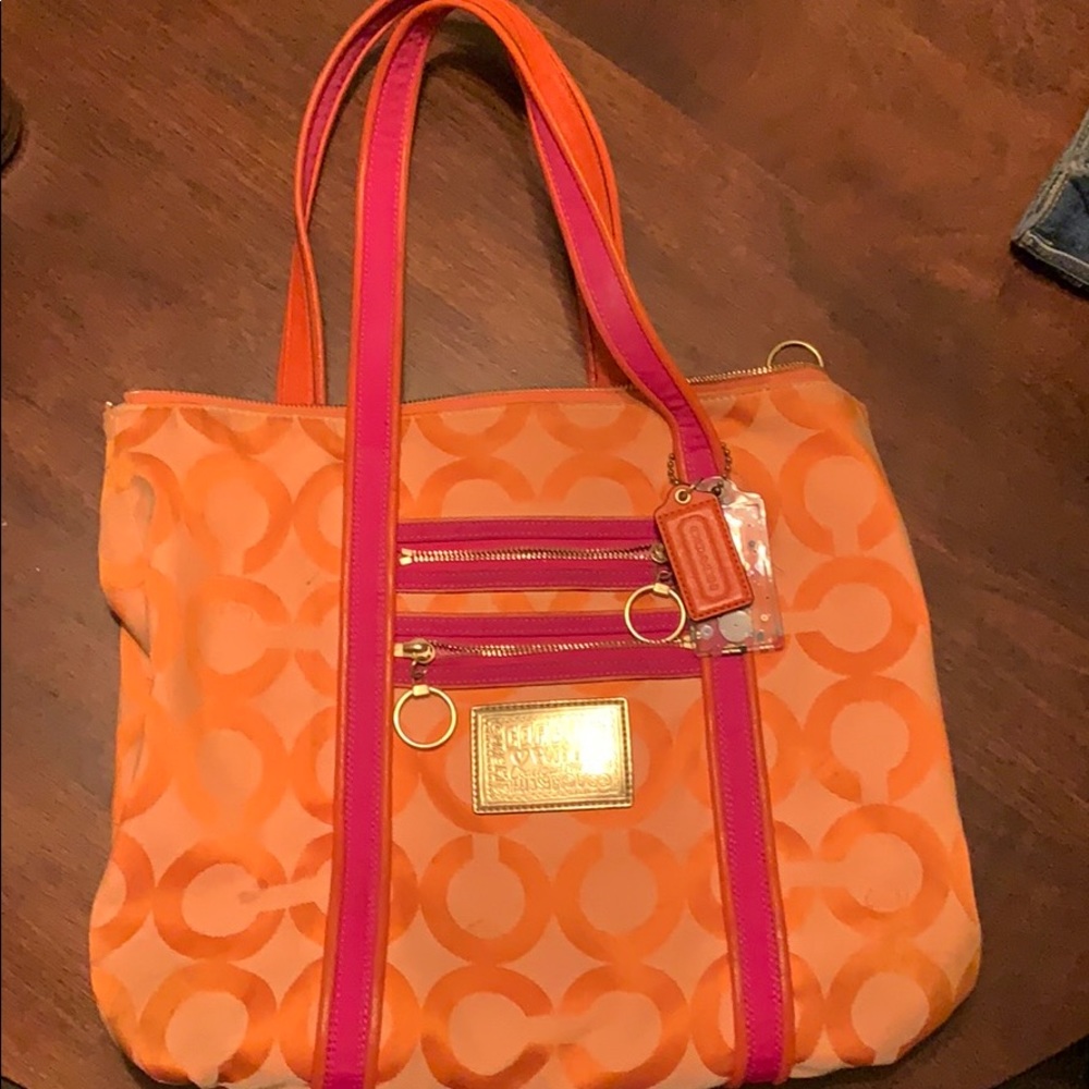 Coach poppy purse and poppy coin/wallet wristlet